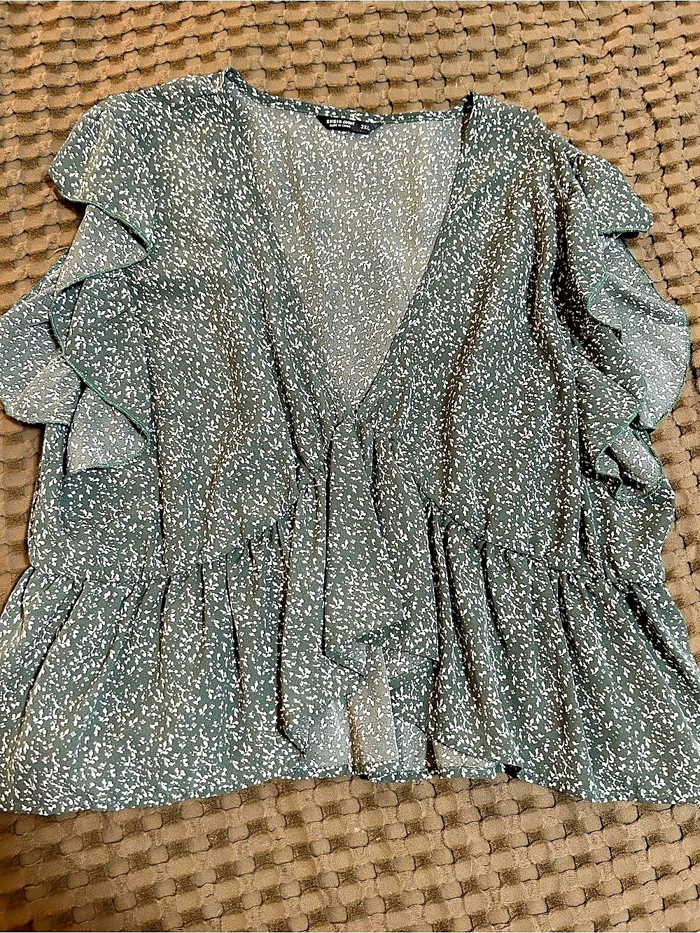 SHEIN Ditsy Floral Tie Front Ruffle Trim Blouse Green & White